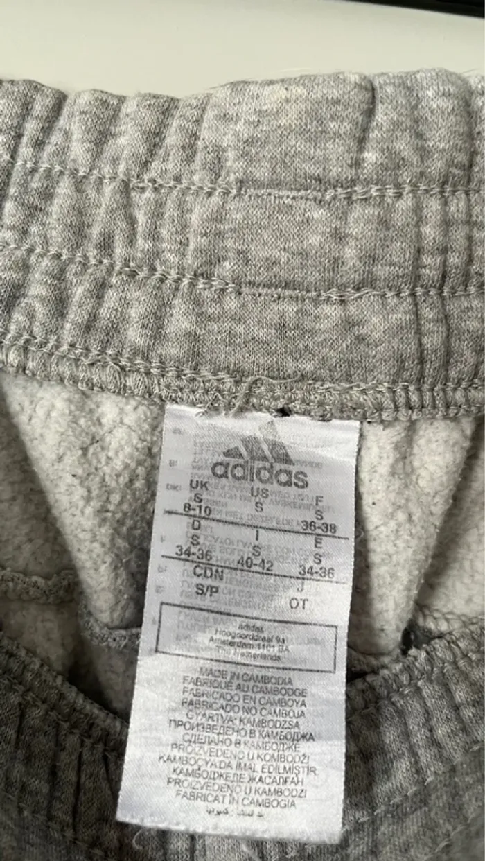 Jogging Adidas gris - photo numéro 3