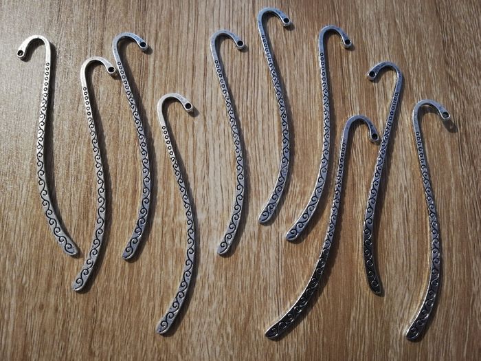 Lot de 10 accessoires marques pages.