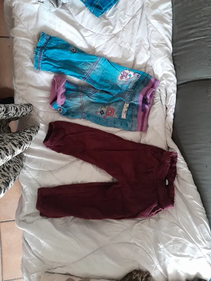 Lot 4 pantalon 2 ans - photo numéro 2