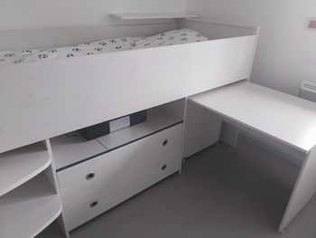 Ensemble  lit enfant +commode +bureau