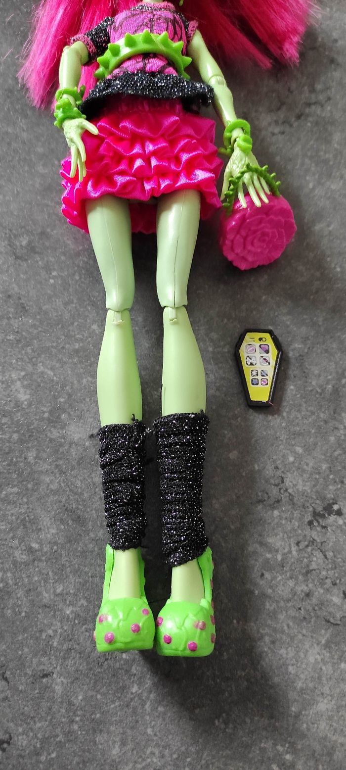 (A60) Monster High Venus Night Out - photo numéro 2