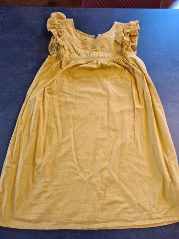 Robe jaune