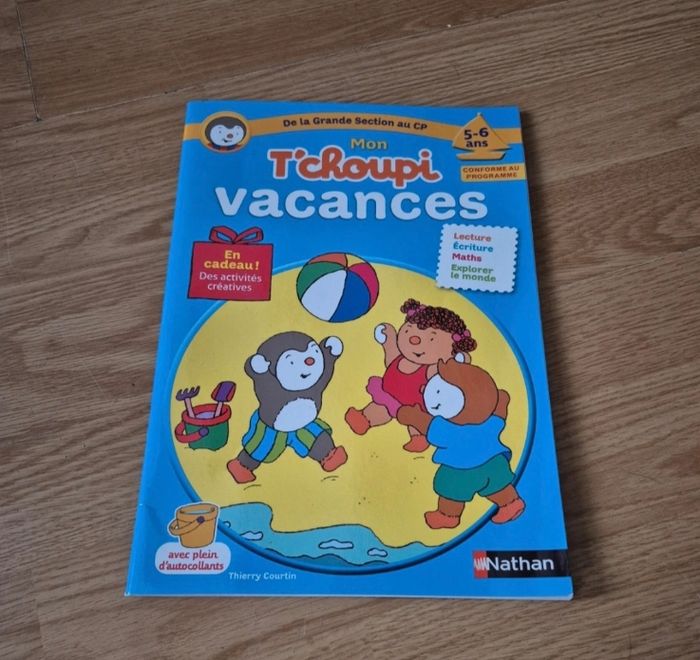 Livre de vacances T'choupi 5/6 ans neuf
