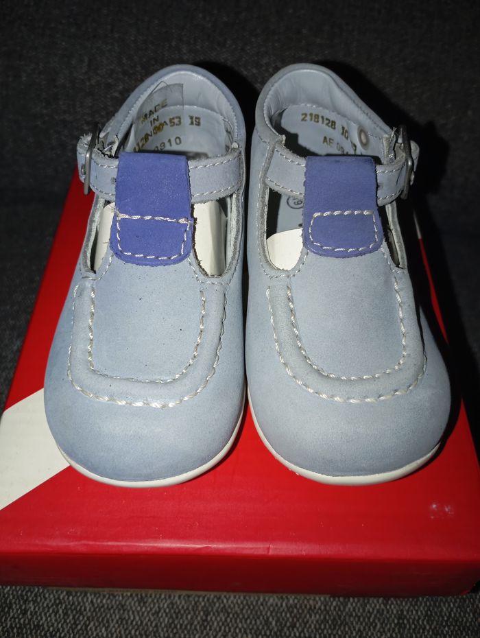 Kickers neuves pour garçon en taille 19 - photo numéro 2