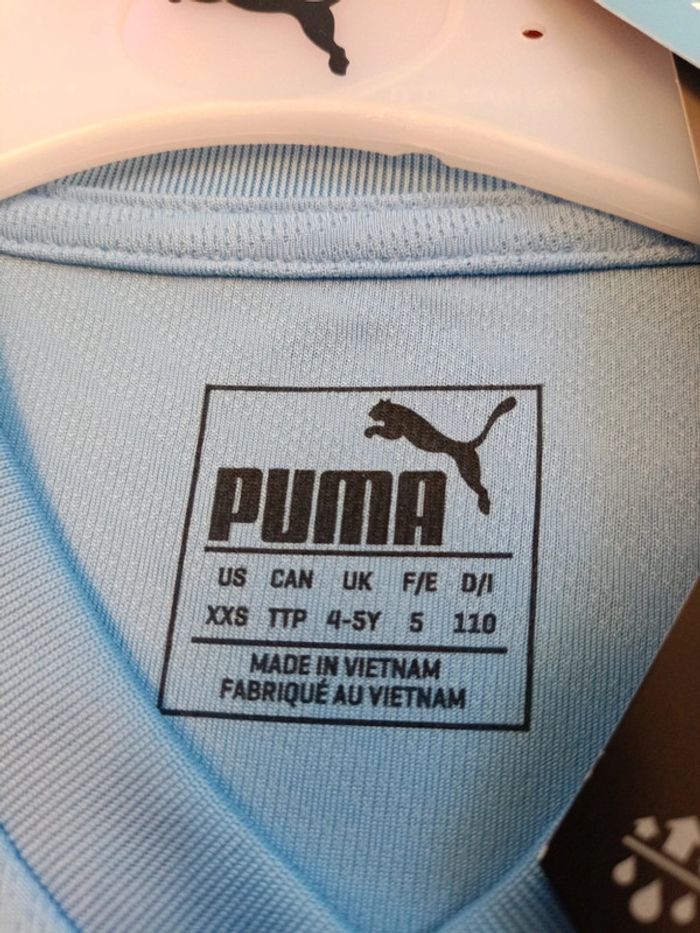 Tenue de foot Manchester City, Puma Authentique Officiel taille enfant 4/5 ans, Neuf - photo numéro 5
