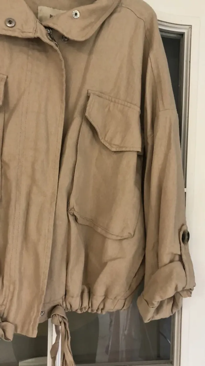 Veste pull & bear - photo numéro 3