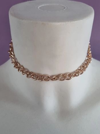 Collier chaîne ras de cou