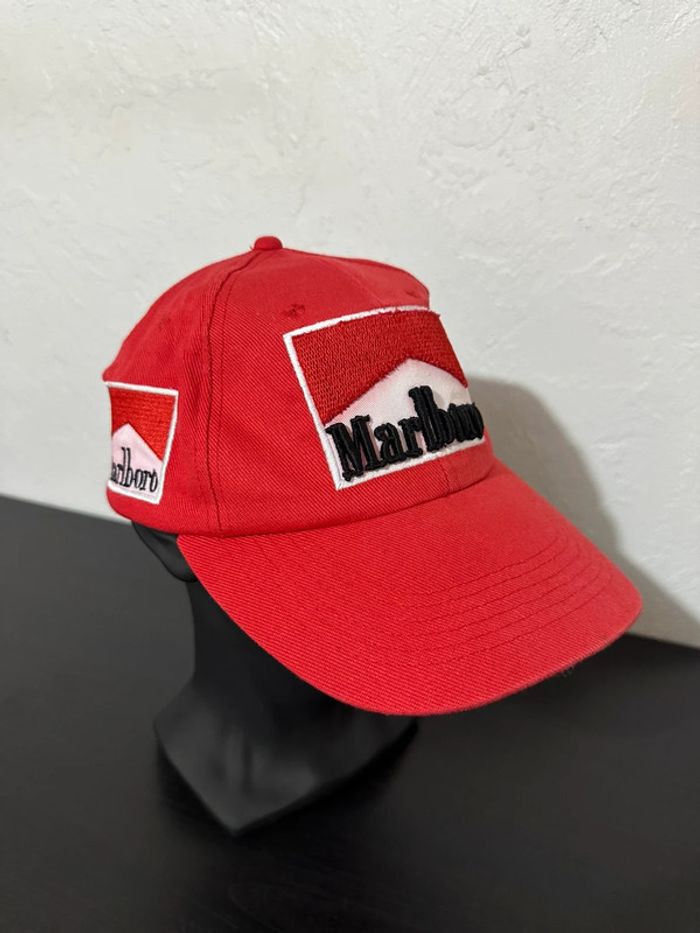 Casquette Marlboro x Ferrari - photo numéro 14