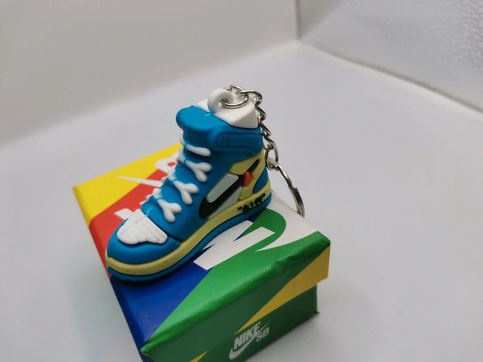 Porte-clé Nike neuf - photo numéro 4