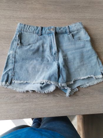 Short jean taille 34
