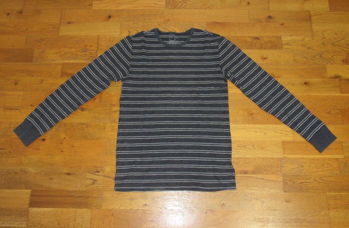 Pull GAP à rayures noir et gris foncé - Taille M - photo numéro 2