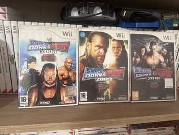 Lot 3 jeux Wii combat Smackdown vs raw 2009 2010 2008 catch