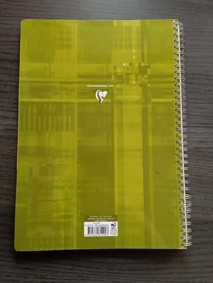 Cahier Clairefontaine 21x29,7 cm 180 pages petit carreaux - photo numéro 2