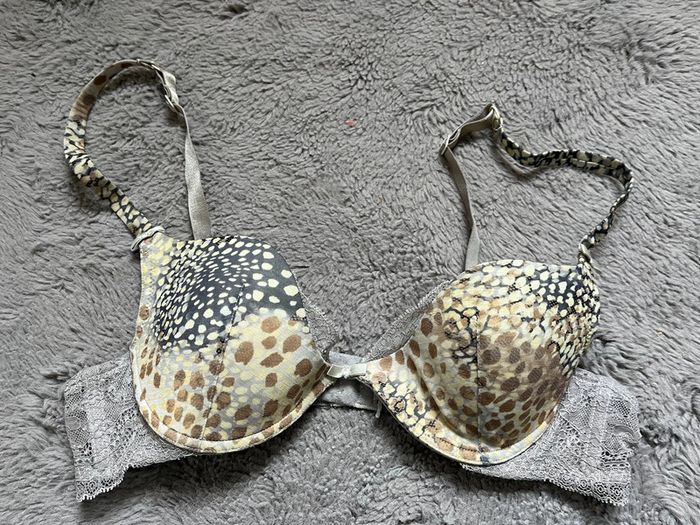 Soutien gorge - photo numéro 2