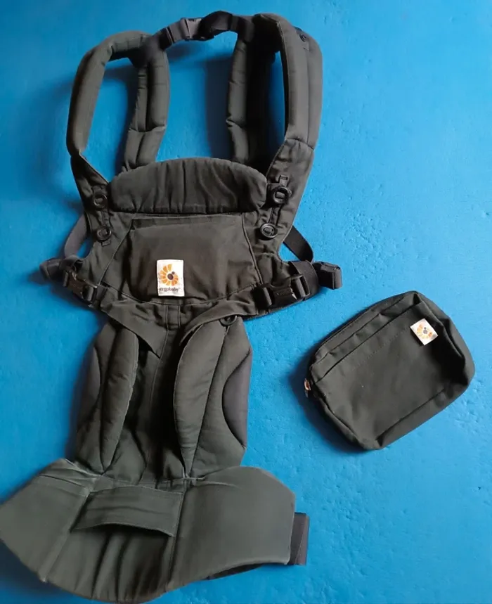 Porte-bébé ergonomique physiologique ergobaby omni360