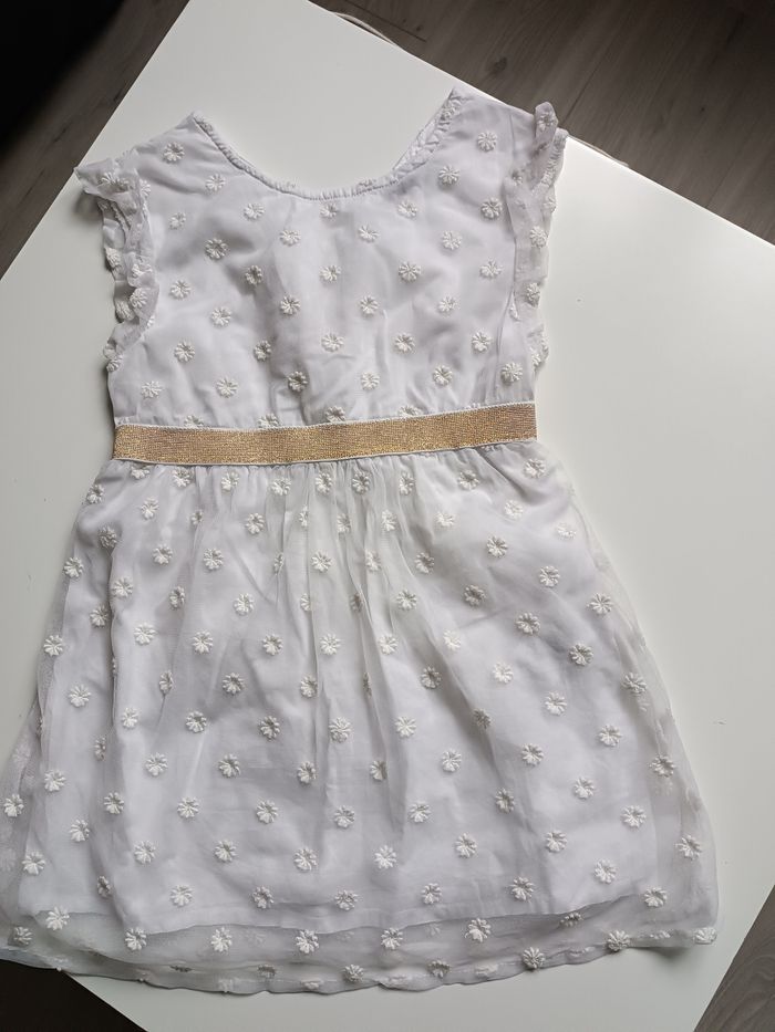 Jolie robe blanche sans manche de cérémonie - photo numéro 8