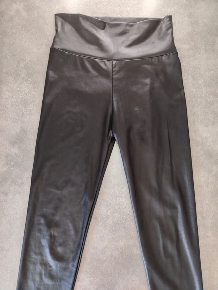 Legging imitation cuire