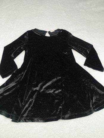 Magnifique robe en velours pailleté doré Zara taille 6 ans
