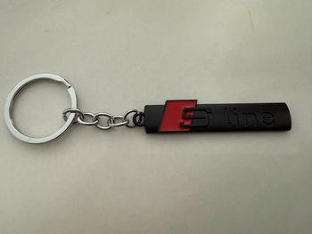 Porte clé Audi Sline neuf  sous blister
