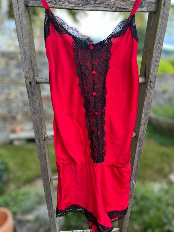 ๐ฅ Combinaison en dentelle rouge ๐ฅ - photo numรฉro 3