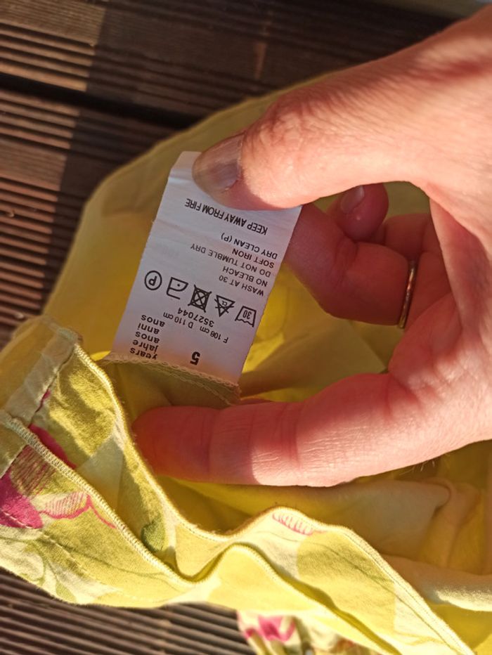 Jupe fille 5ans - photo numéro 3