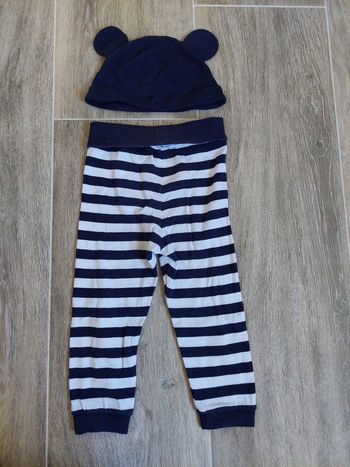 Pantalon léger et bonnet assorti