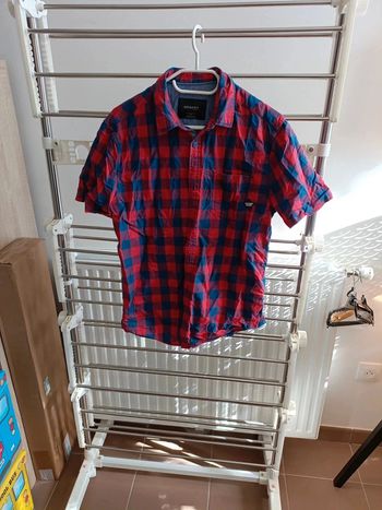 Chemise bonobo taille m rouge et bleu avec une poche