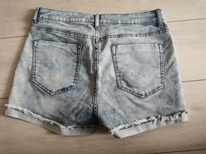 Short femme - photo numéro 3