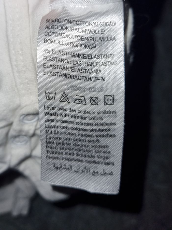 Lot 2 bodies 6mois - photo numéro 7