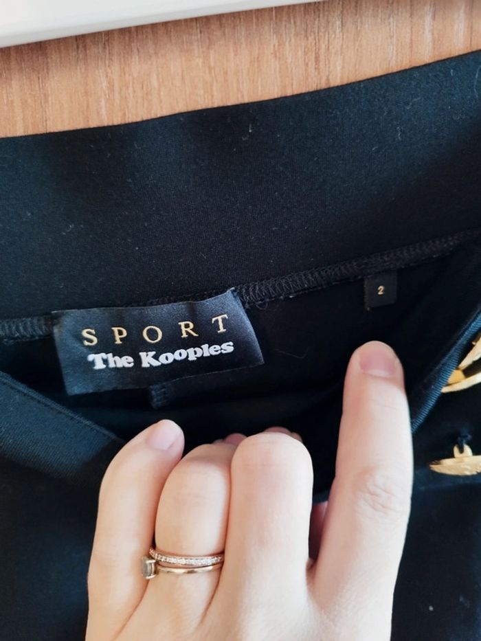 Très joli pantalon élastiqué noir zippé à la cheville de la marque The Kooples en taille M - photo numéro 3