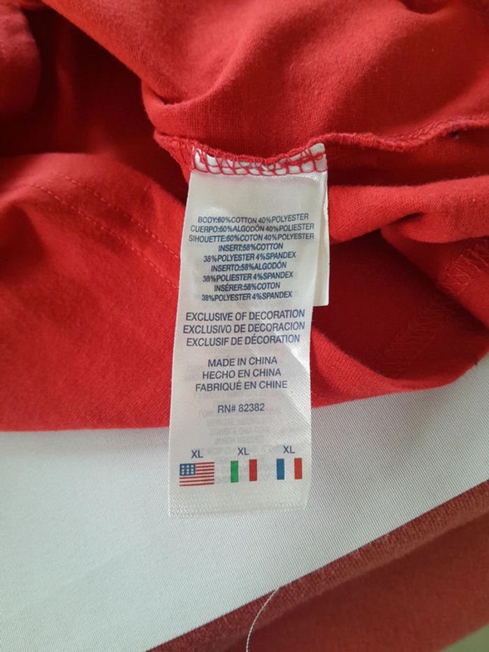 Très beau tee shirt champion avec broderie - photo numéro 6