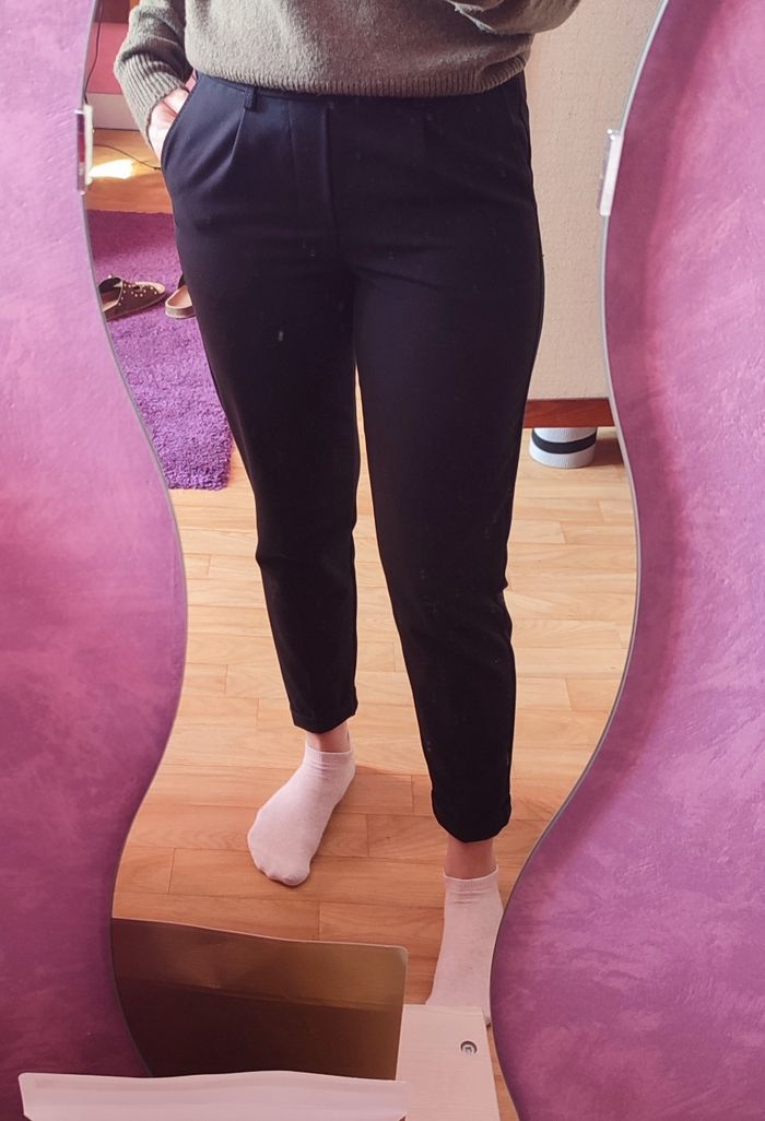 Pantalon cigarette noir taille 36 - photo numéro 2