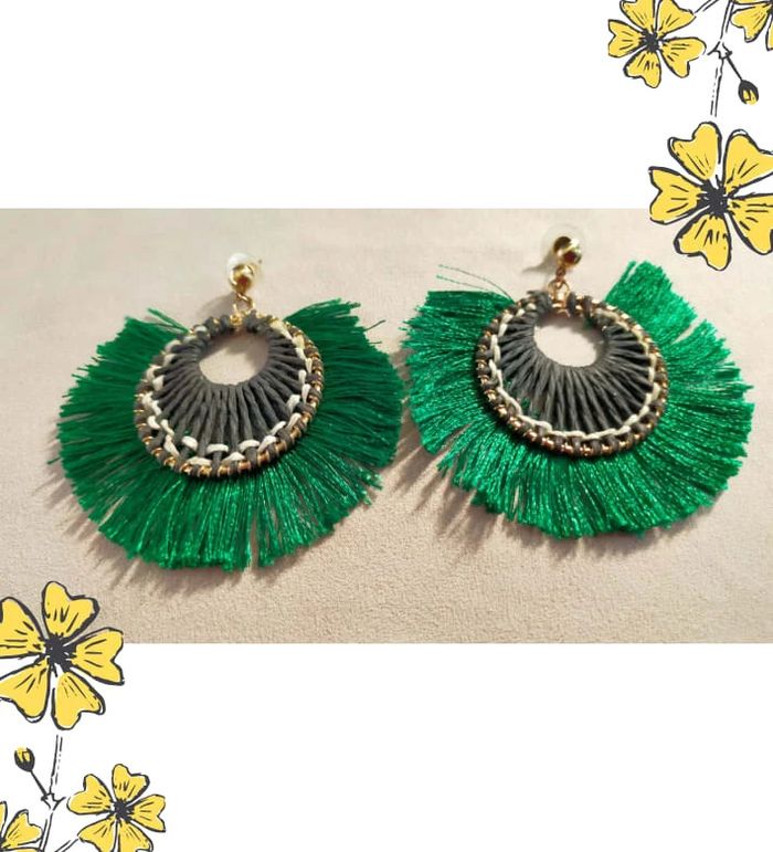 Boucles d'oreilles créoles vertes bohèmes – Collection Émeraude Urbaine - photo numéro 2