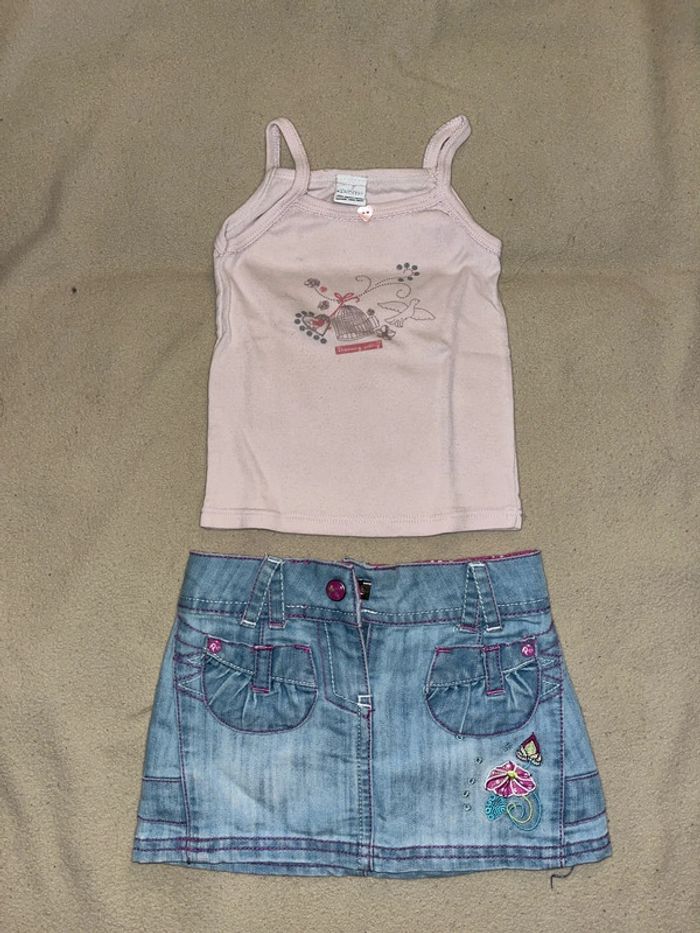 Jupe en jeans et débardeur 2 ans