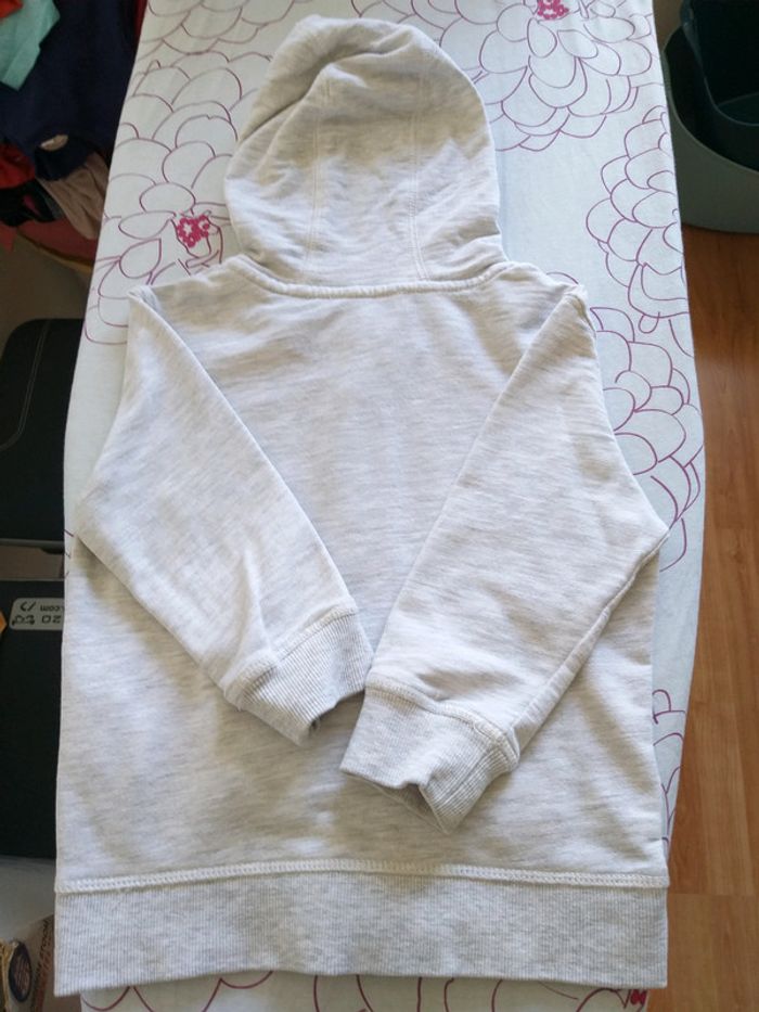 Sweat à capuche gris clair okaïdi - photo numéro 2