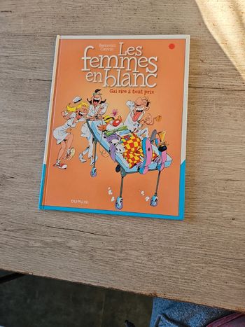 BD Les femmes en blanc, Gai rire à tout prix n°6, bon état
