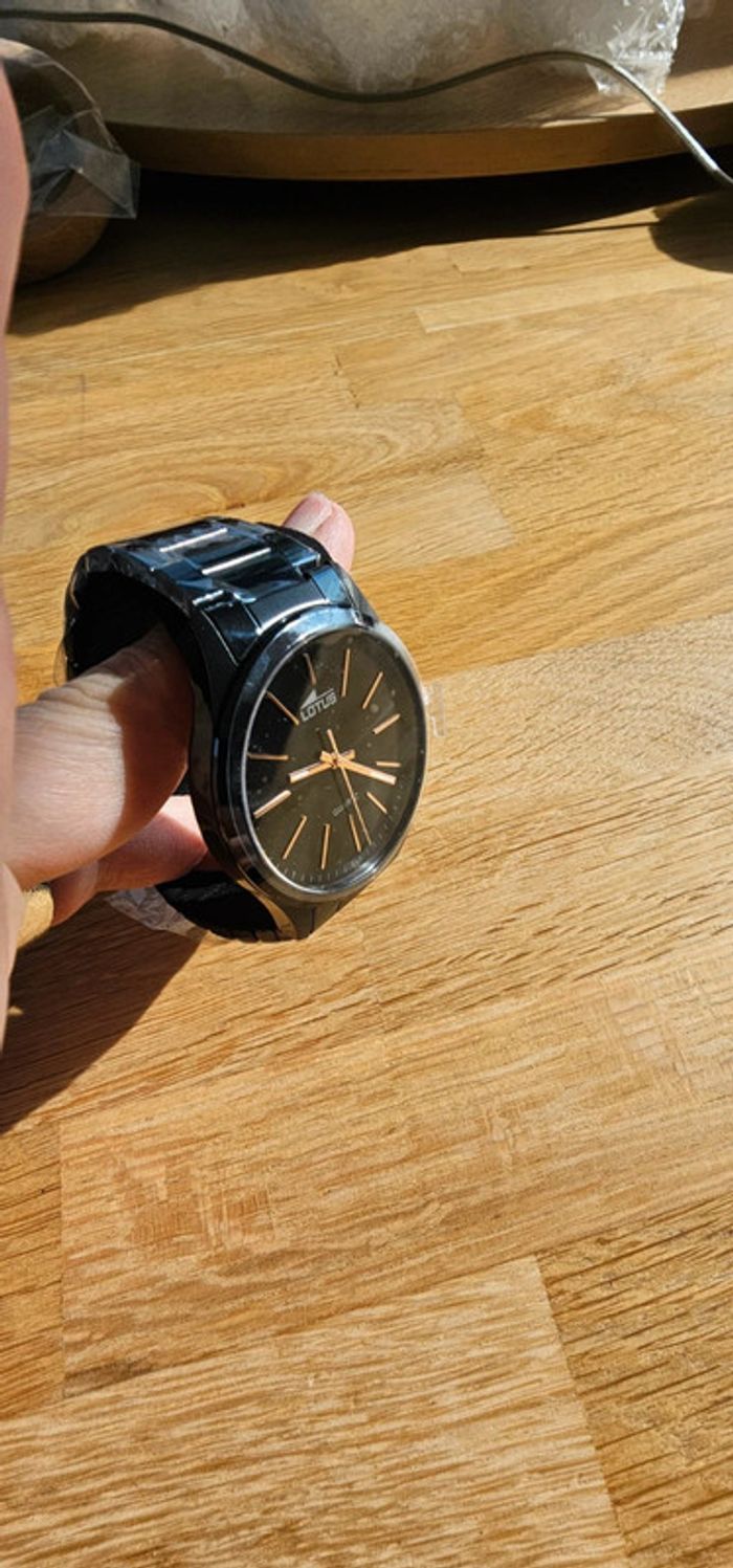 Montre Lotus neuve - photo numéro 4