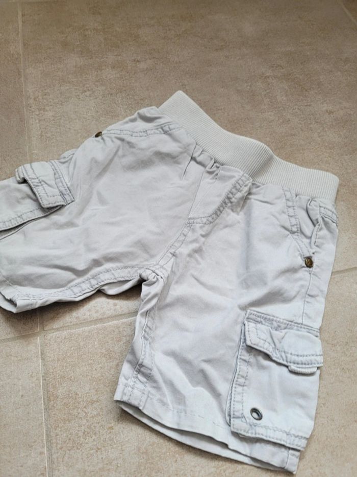 Short gris 9 mois - photo numéro 2