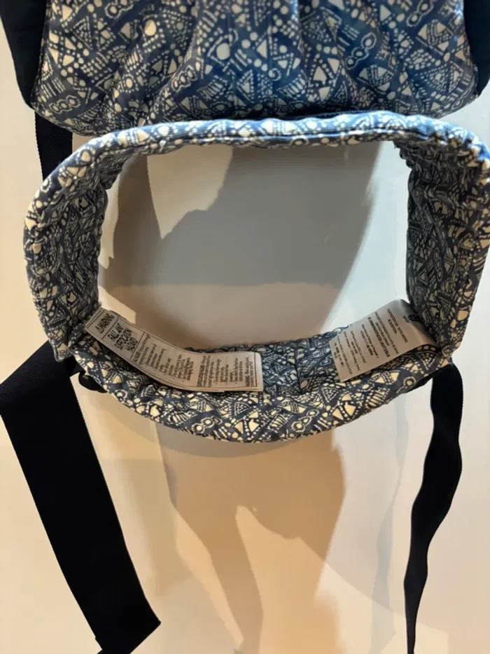 Porte-bébé ergobaby 360 Batik Indigo - photo numéro 2