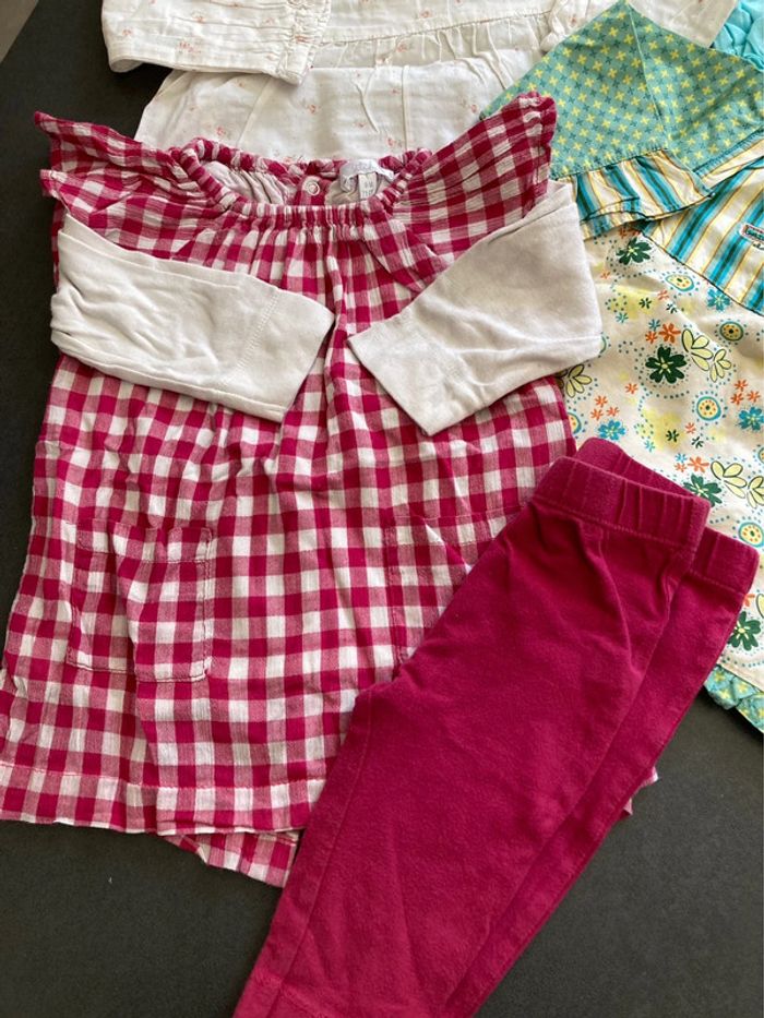 Lot ensemble tunique vêtement bébé fille 12 mois - photo numéro 3
