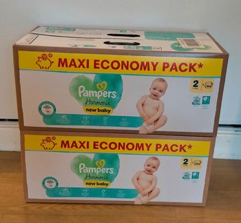Lot Couches Pampers harmonie taille 2/208 couches