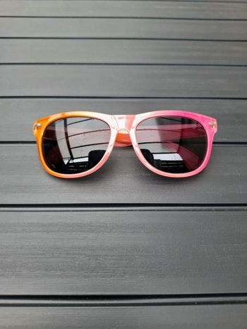 Paire de lunette de soleil - enfant