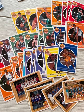 Lot de 45 Cartes Panini official Basketball Cards 1994 Aucun doublon