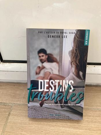 Livre destins troublés