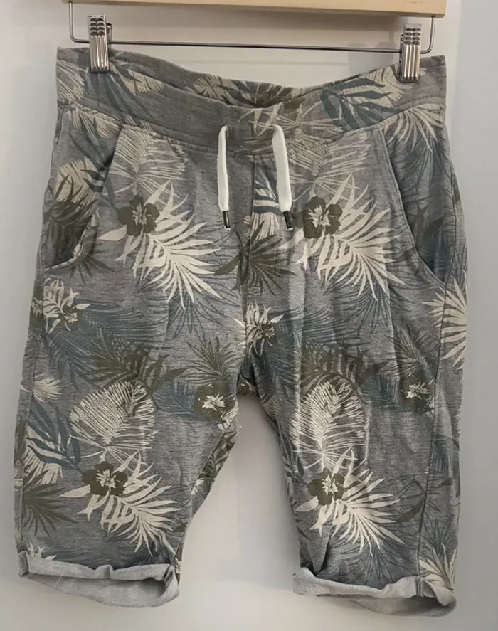 Short bermuda