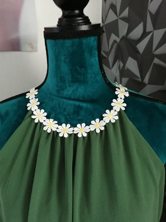 Top fluide kaki doublé col bijoux à fleurs / sans marque / (TU) - photo numéro 2