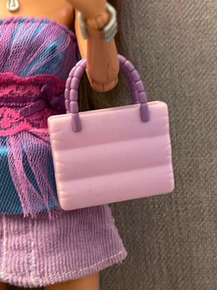 poupée Barbie élégante - photo numéro 8