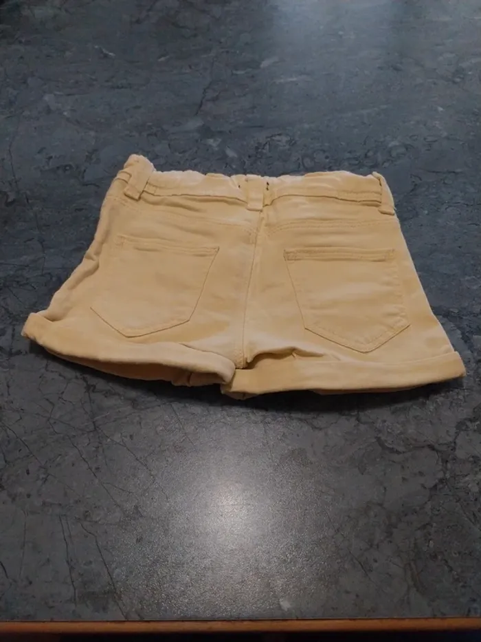 Short 4 ans - photo numéro 2