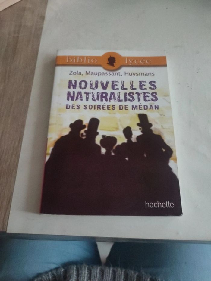 Livre nouvelles naturaliste