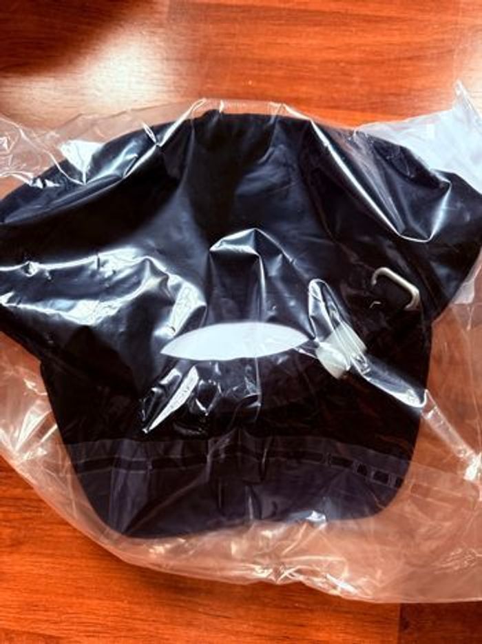 Casquette Pokémon Z-A Goodie Nintendo Switch 2 neuve - photo numéro 2